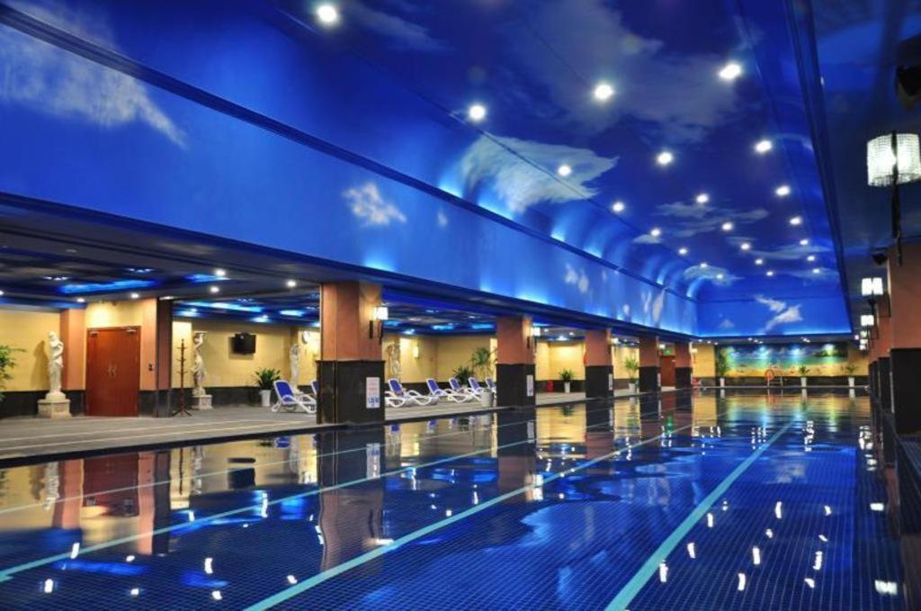 Chongqing Huachen International Hotel Екстер'єр фото