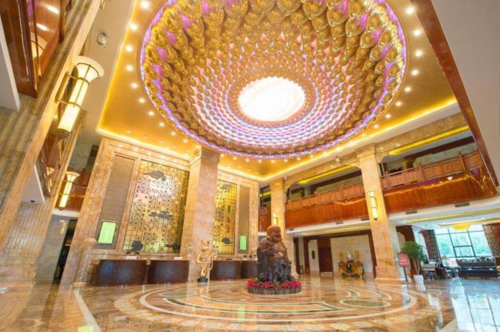 Chongqing Huachen International Hotel Екстер'єр фото