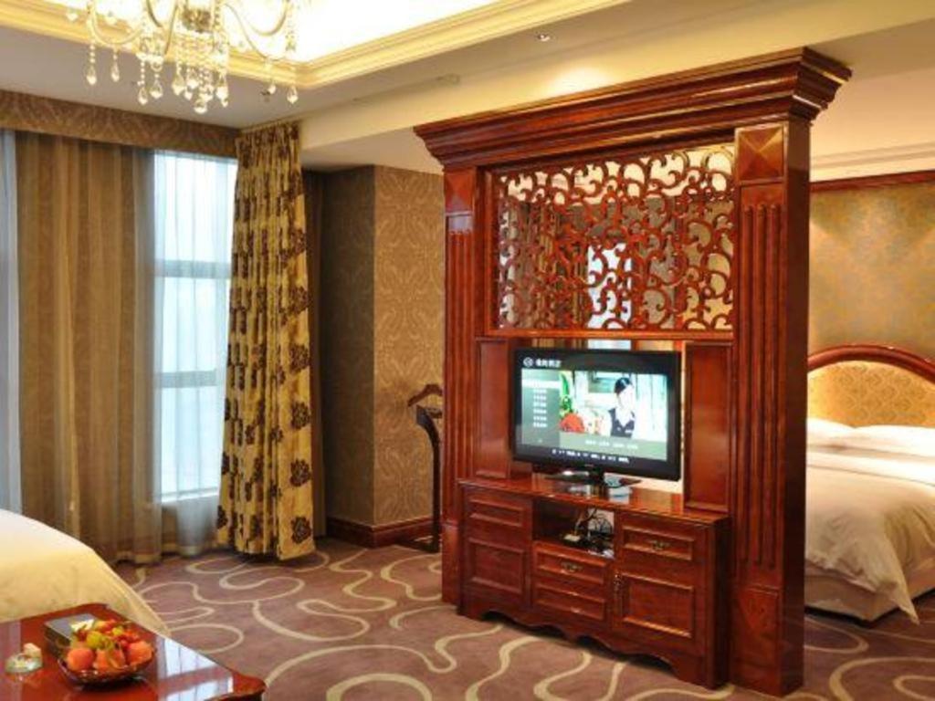 Chongqing Huachen International Hotel Екстер'єр фото