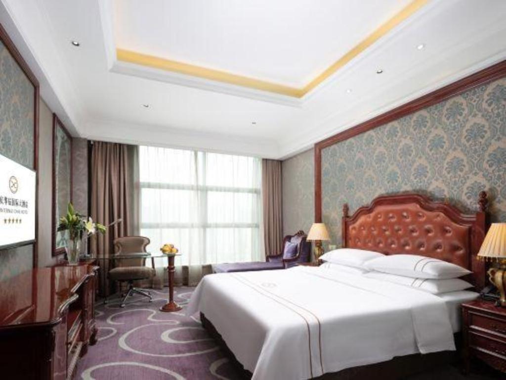 Chongqing Huachen International Hotel Екстер'єр фото