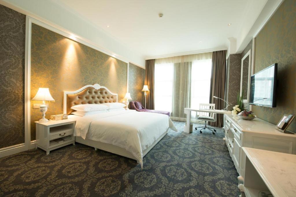 Chongqing Huachen International Hotel Екстер'єр фото