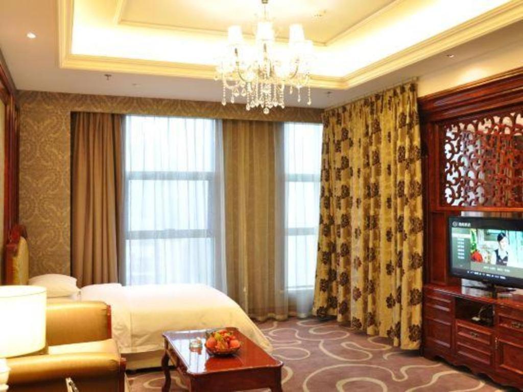 Chongqing Huachen International Hotel Екстер'єр фото