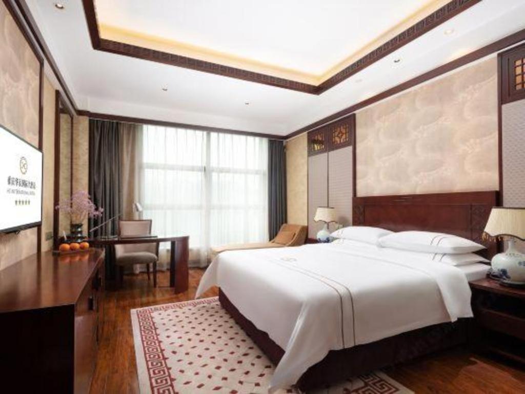 Chongqing Huachen International Hotel Екстер'єр фото