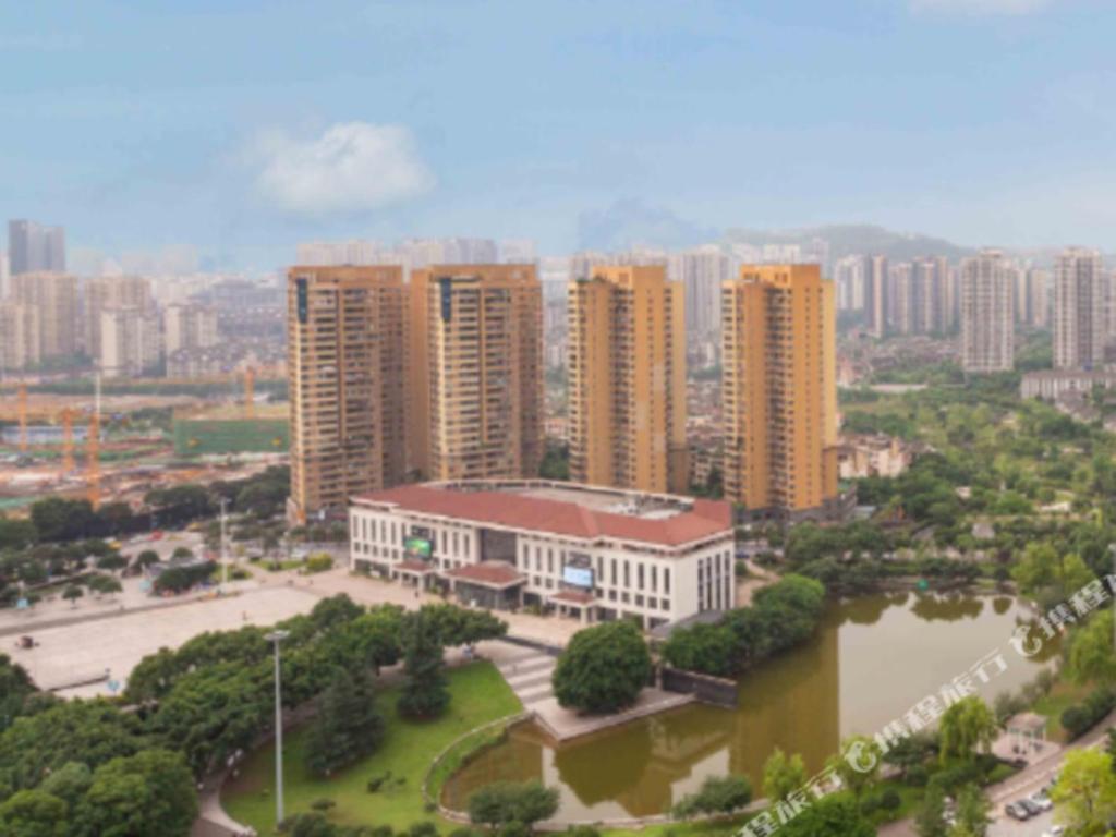 Chongqing Huachen International Hotel Екстер'єр фото