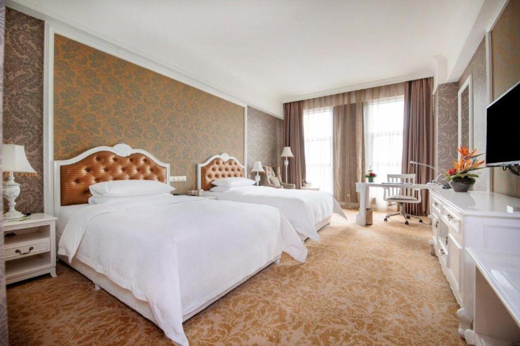 Chongqing Huachen International Hotel Екстер'єр фото