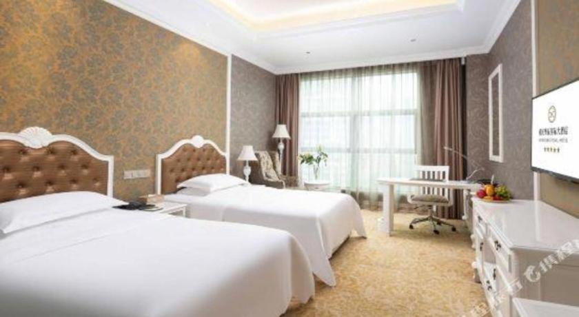 Chongqing Huachen International Hotel Екстер'єр фото